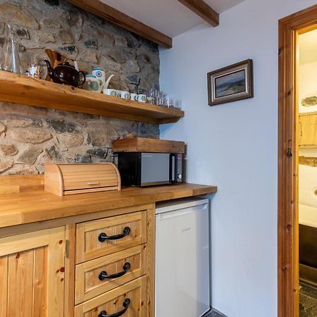 Bwthyn Capten - A Charming Cottage For Up To 6 Newport  Extérieur photo